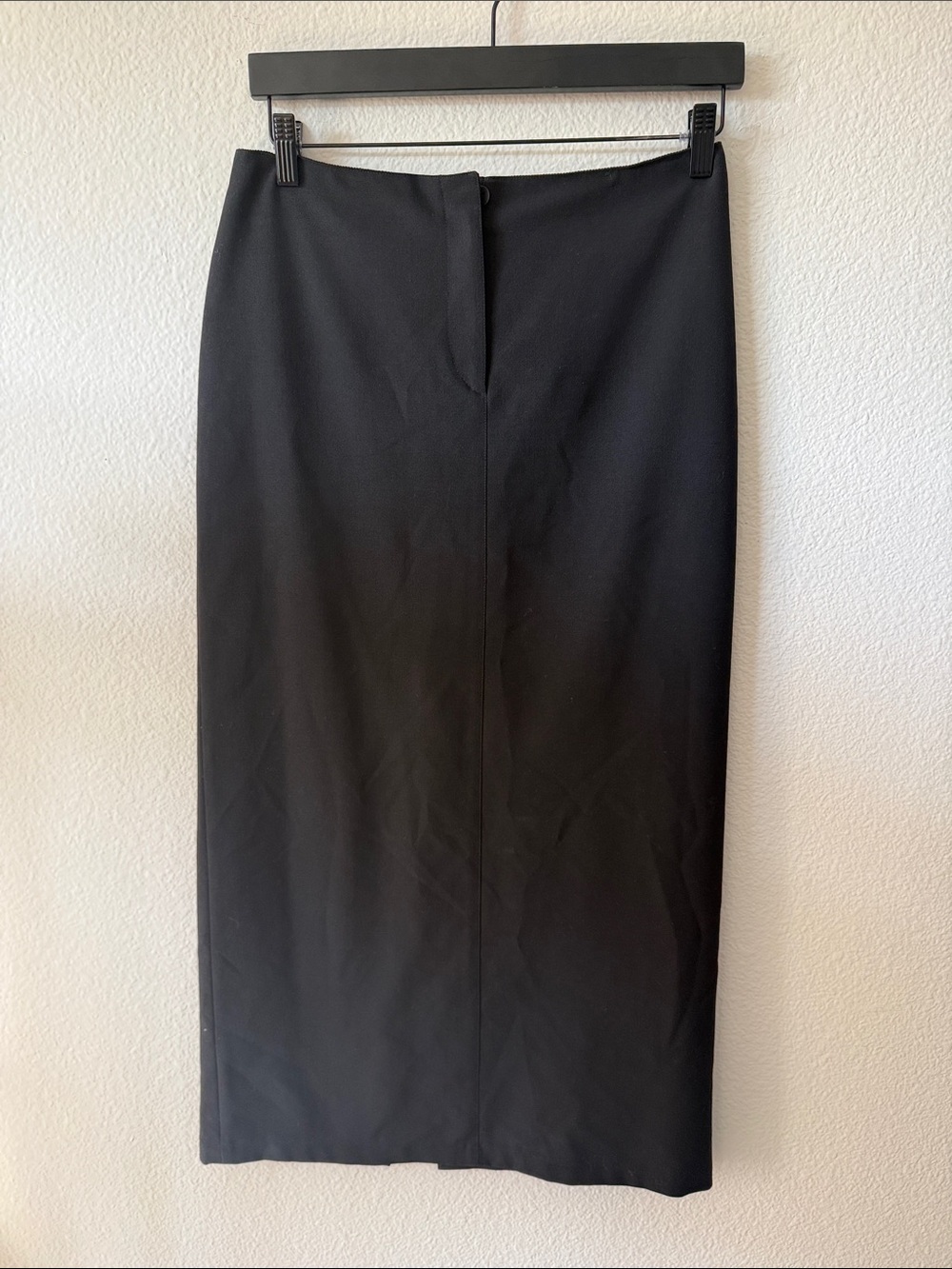 Emporio Armani Black Midi Pencil Column Skirt